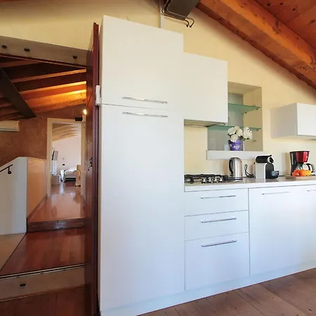 Terrace Apartment, Pool, Garden, Treviso Apartment