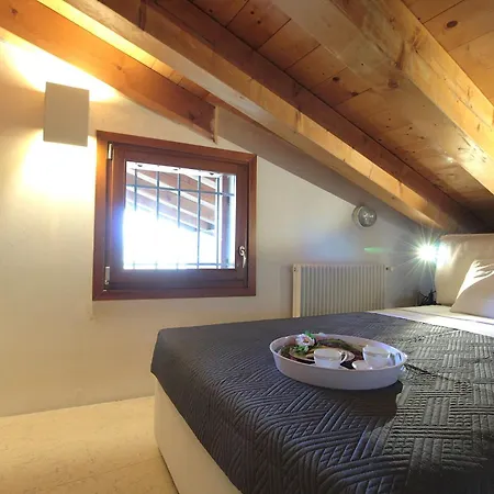 Appartement Terrace Apartment, Pool, Garden, Treviso