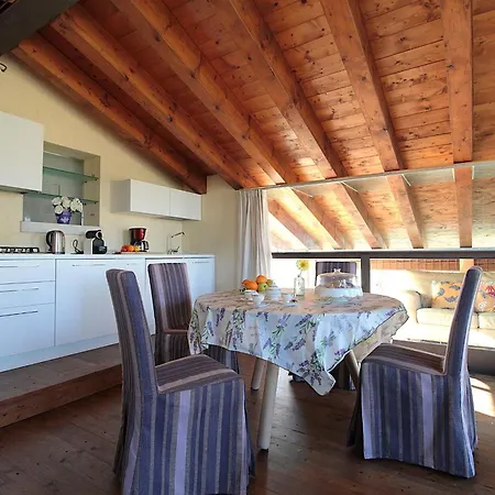 Apartment Apartments, Pool, Garden, Treviso *