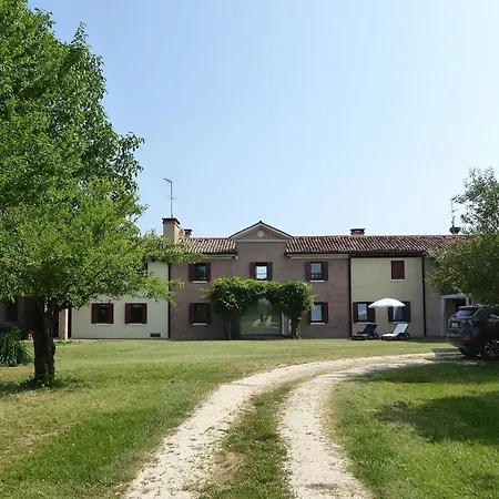 Terrace Apartment, Pool, Garden, Treviso * Silea