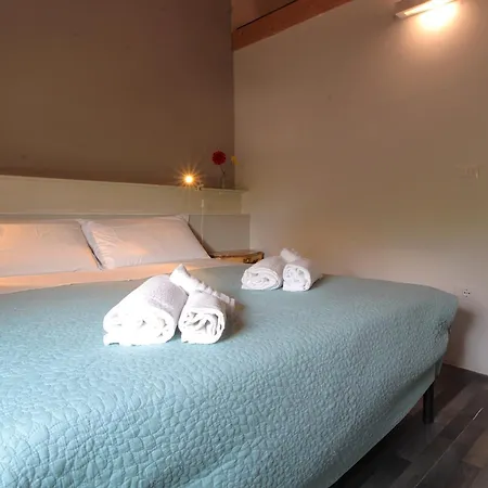 Apartments, Pool, Garden, Treviso Apartment *