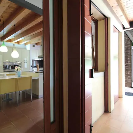 Apartments, Pool, Garden, Treviso Apartment *